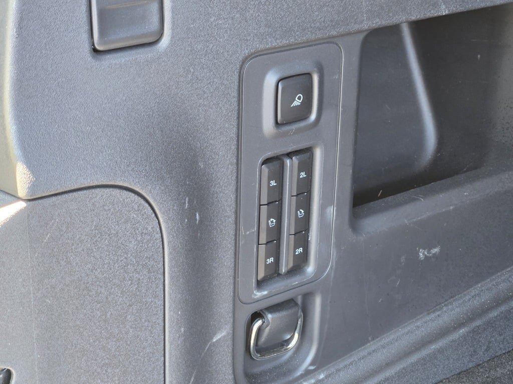 Used 2025 Ford Expedition Platinum AWD/4WD image 18