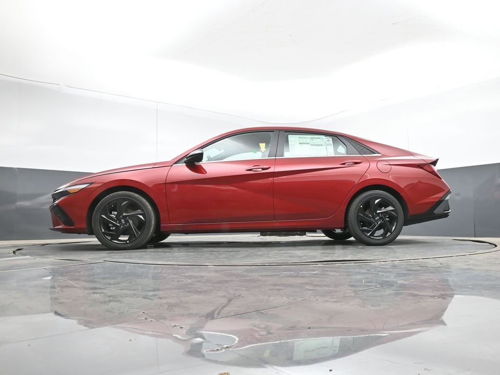 New 2026 Hyundai Elantra SEL Sport image 11