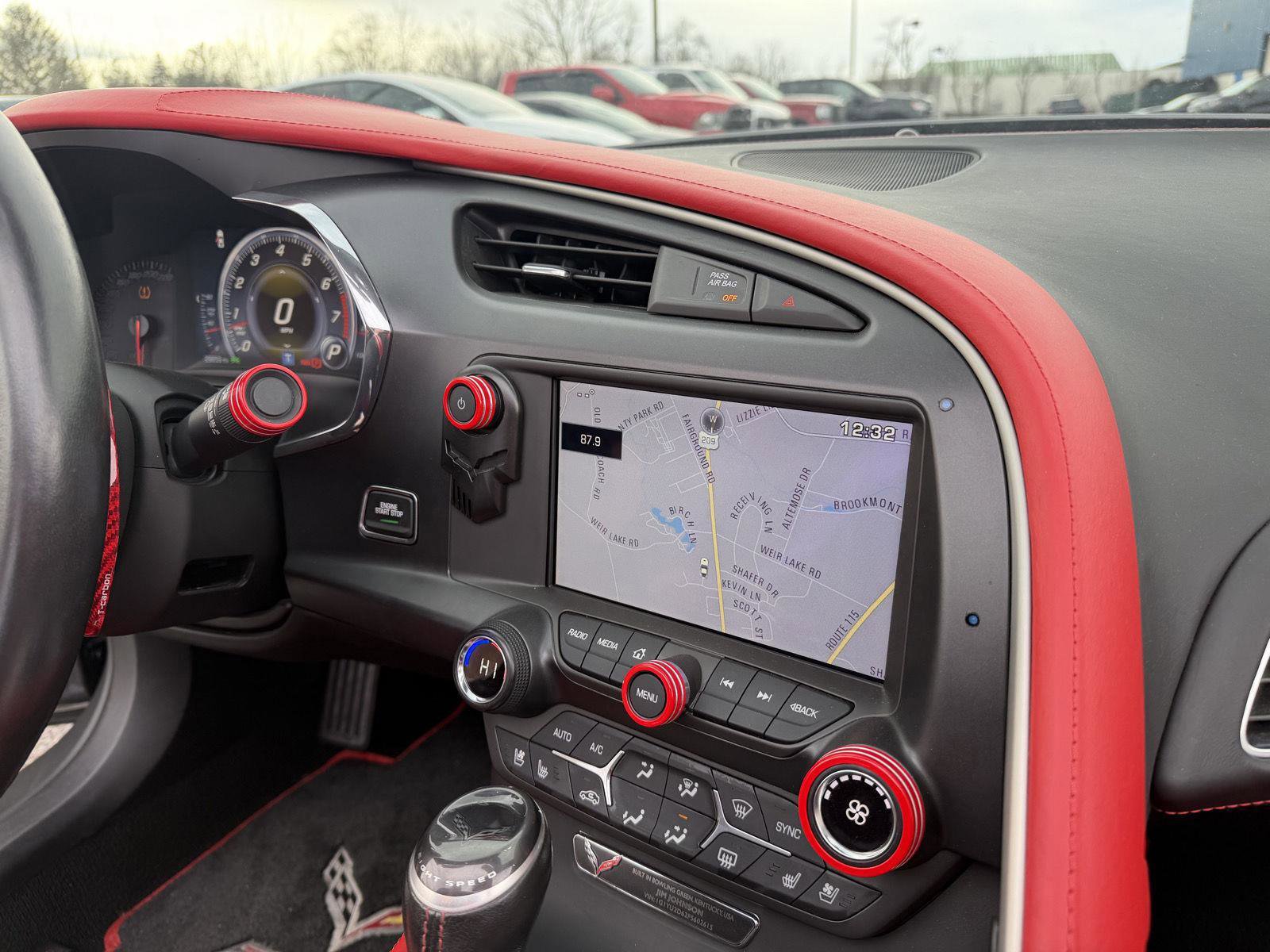 Used 2015 Chevrolet Corvette Z06 w/ 3LZ Preferred Equipment Group image 24