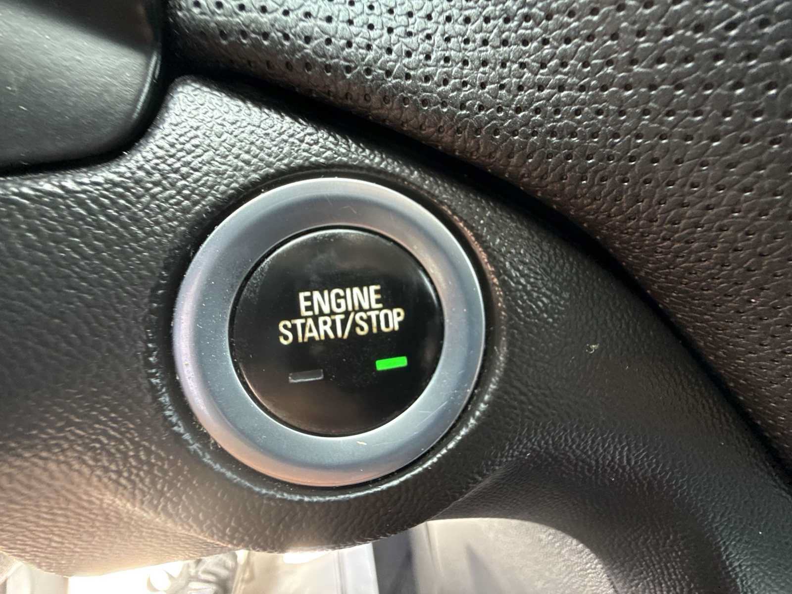 Certified 2020 Chevrolet Equinox Premier w/ Premier Redline Edition AWD/4WD image 16