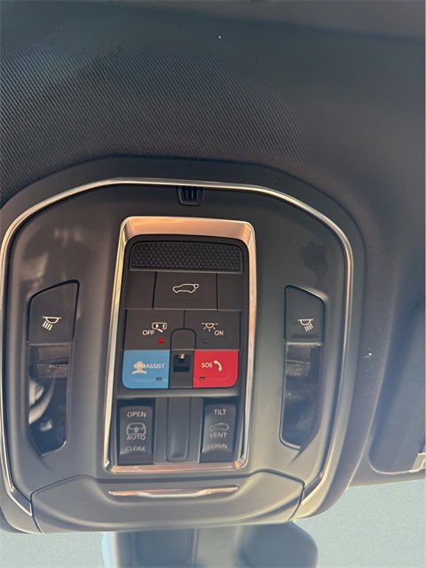 New 2025 Jeep Grand Cherokee L Laredo w/ Luxury Tech Group I image 18