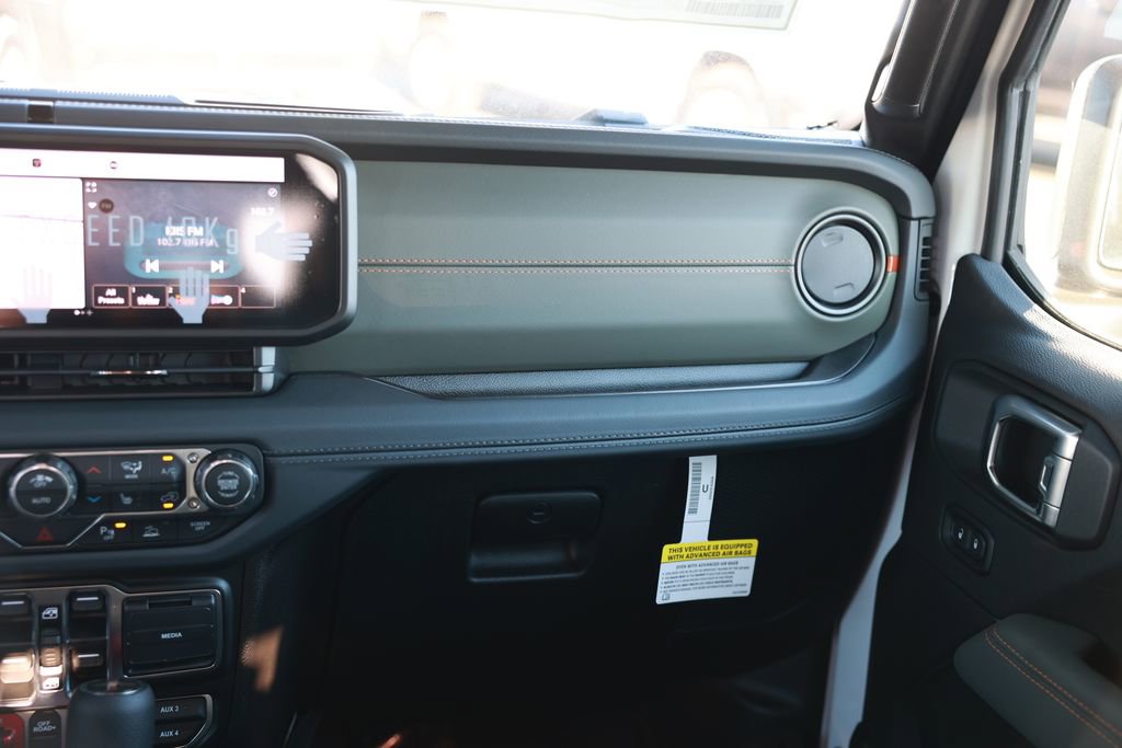 New 2026 Jeep Gladiator Mojave image 28