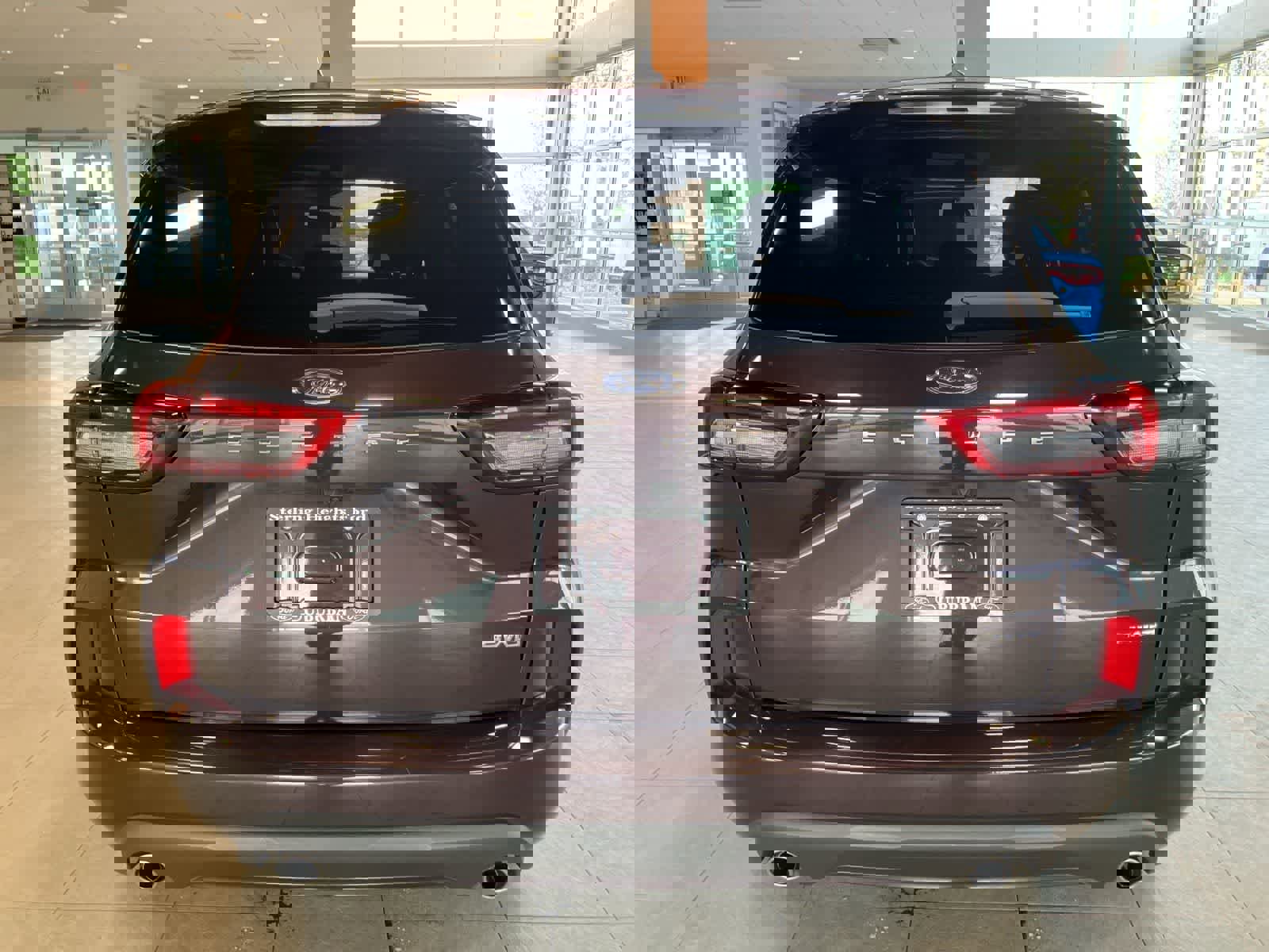 Used 2023 Ford Escape ST-Line Select AWD/4WD image 6