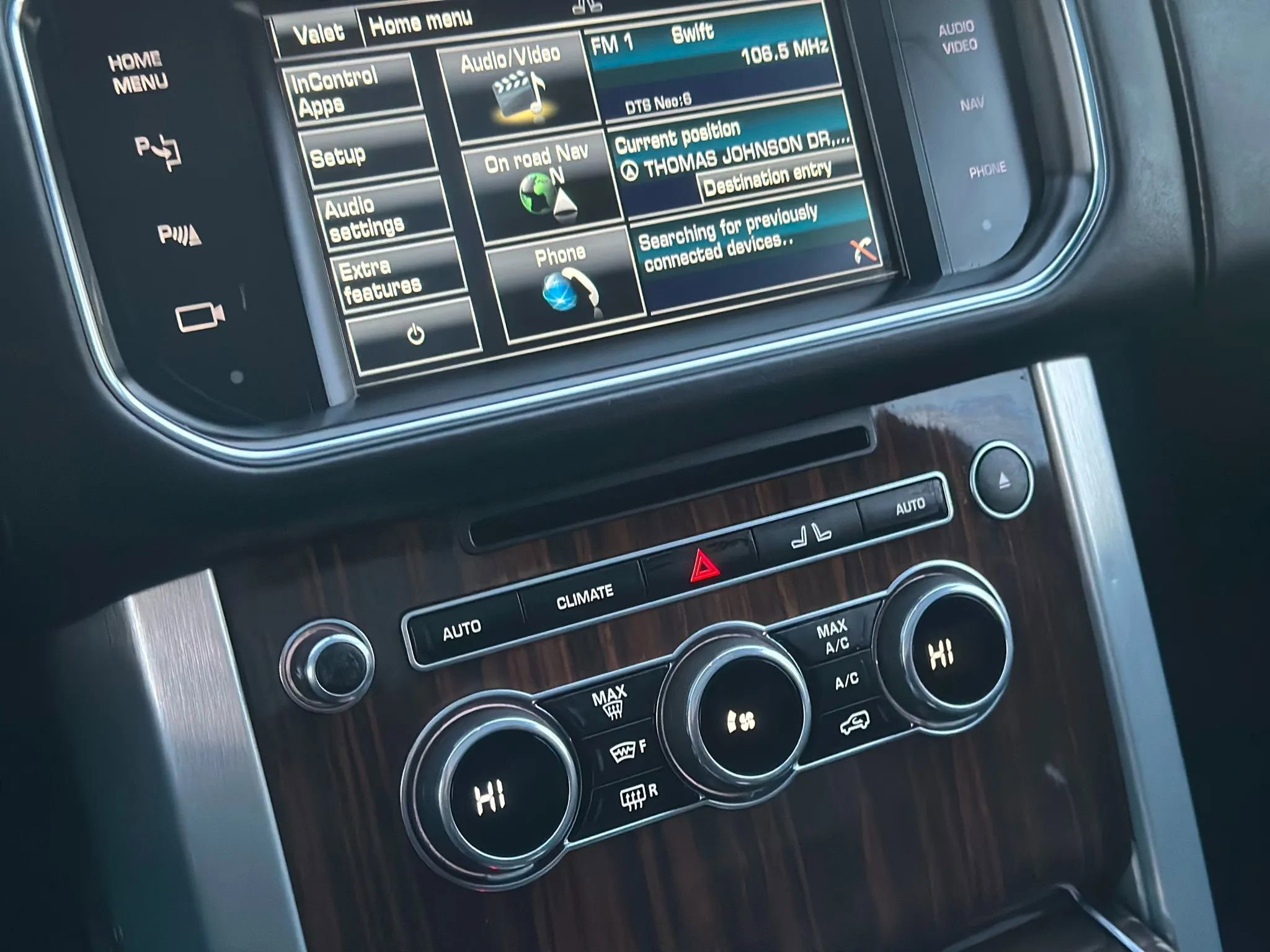 Used 2015 Land Rover Range Rover Supercharged image 43