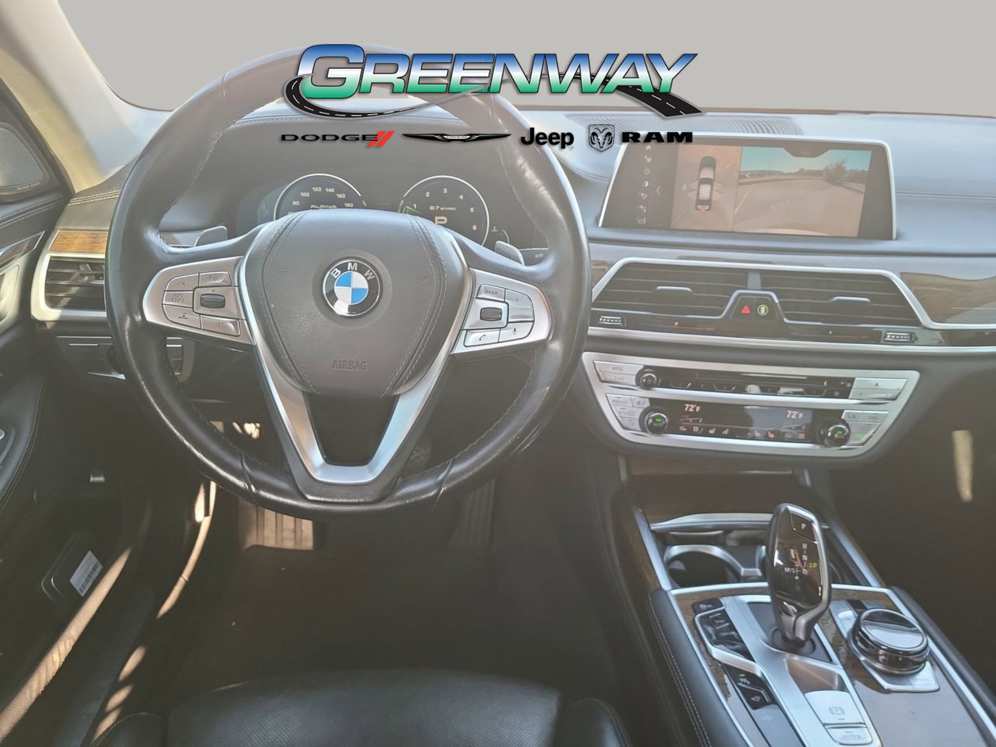 Used 2018 BMW 750i image 12