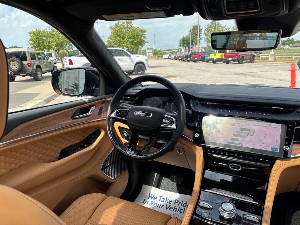 New 2027 Jeep Grand Cherokee Summit AWD/4WD image 26
