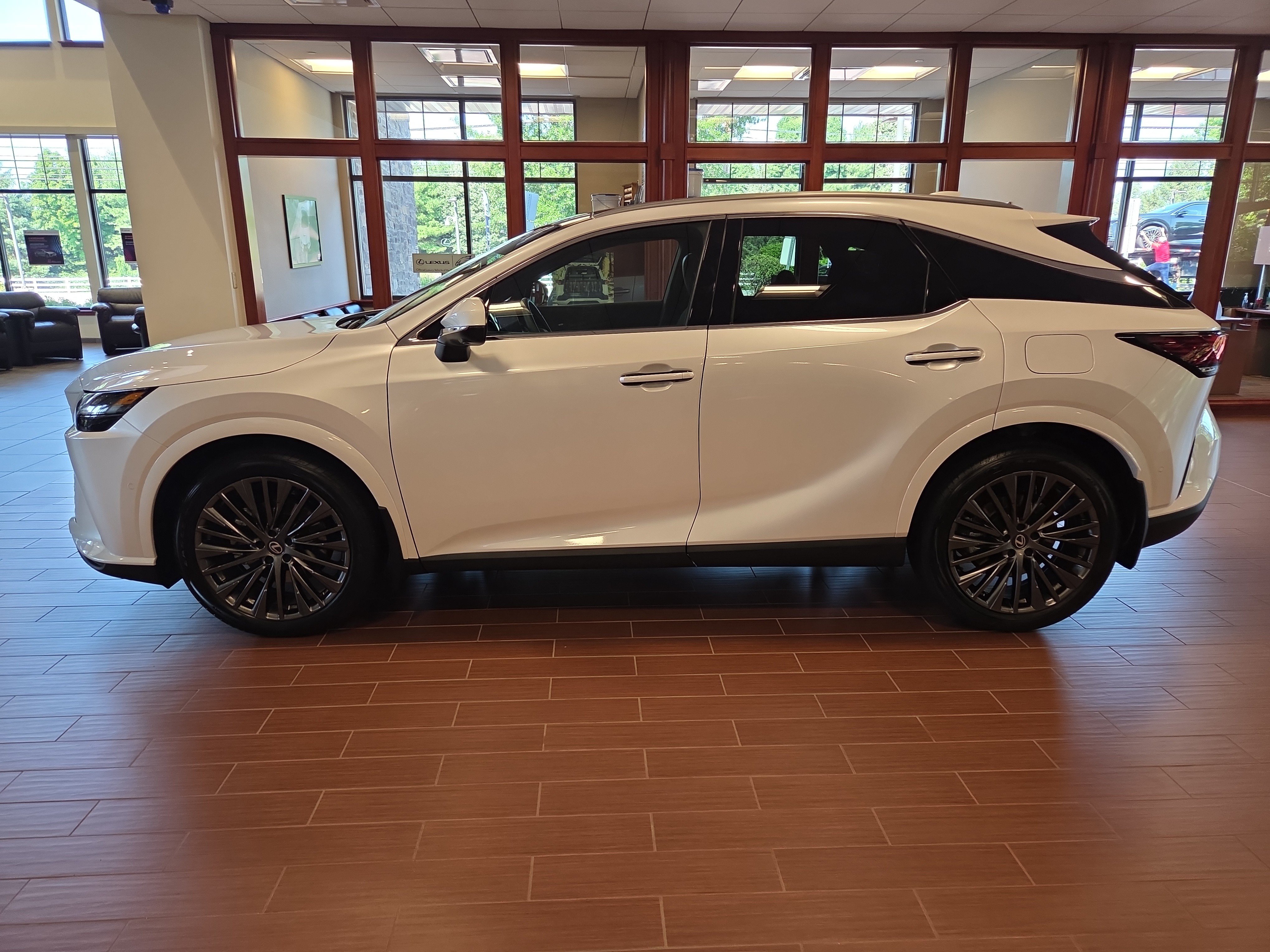 New 2026 Lexus RX 350 AWD w/ Convenience Package image 4