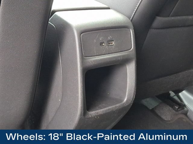 Used 2025 Chevrolet Trax ACTIV w/ Sunroof Package FWD image 22
