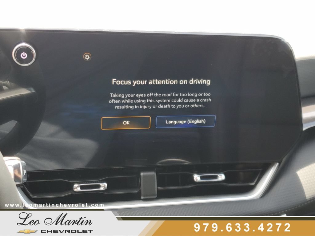 New 2026 Chevrolet Equinox LT w/ Convenience Package II FWD image 24