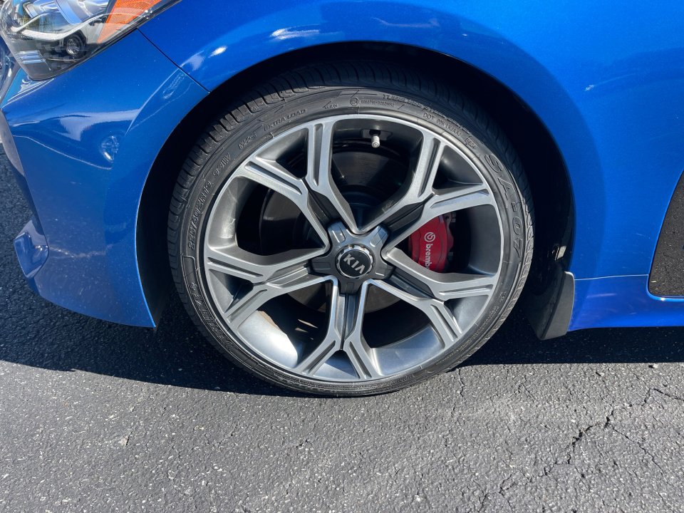 Used 2021 Kia Stinger GT2 image 27