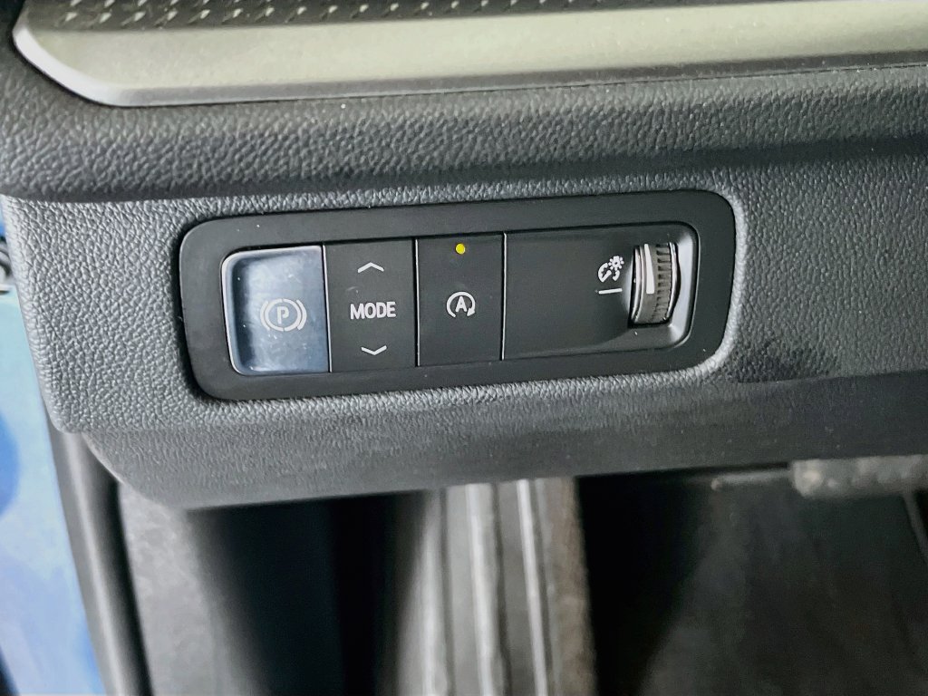 Used 2026 Chevrolet Traverse LT FWD image 10