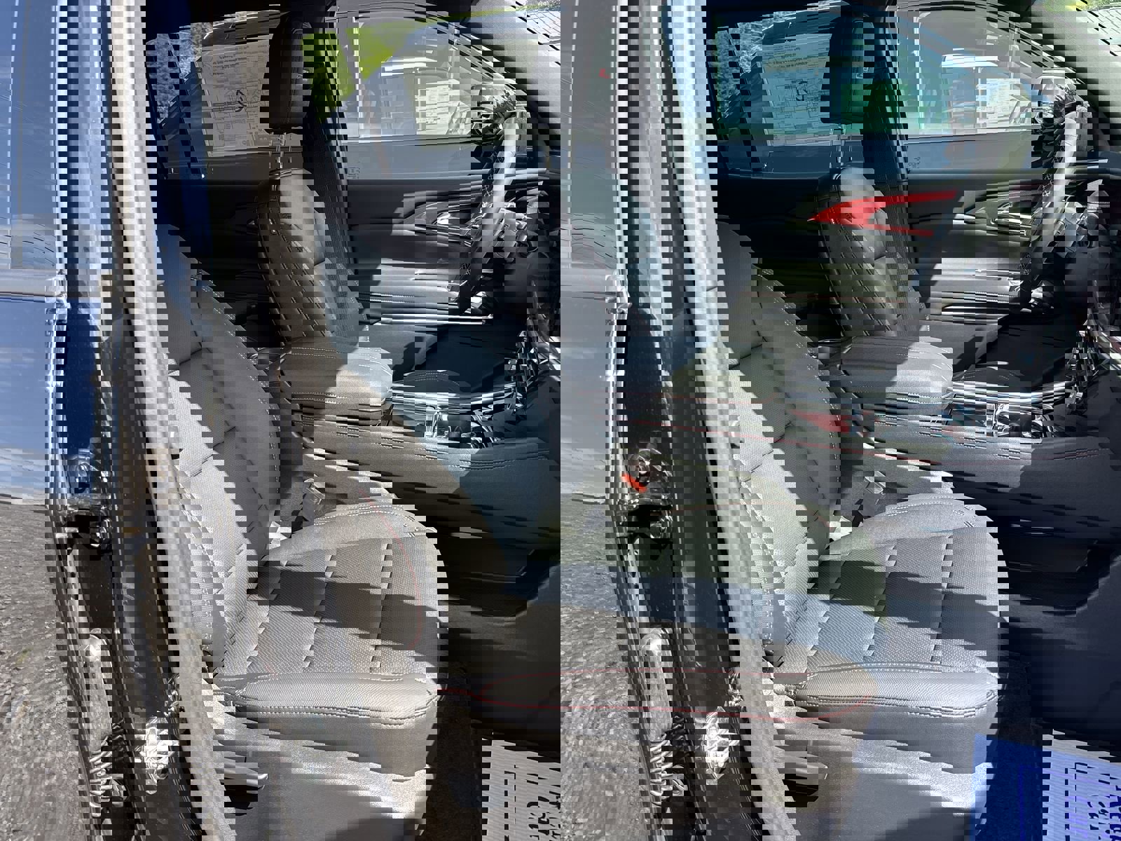 New 2026 Chevrolet Traverse Z71 w/ Driver Confidence Package image 27