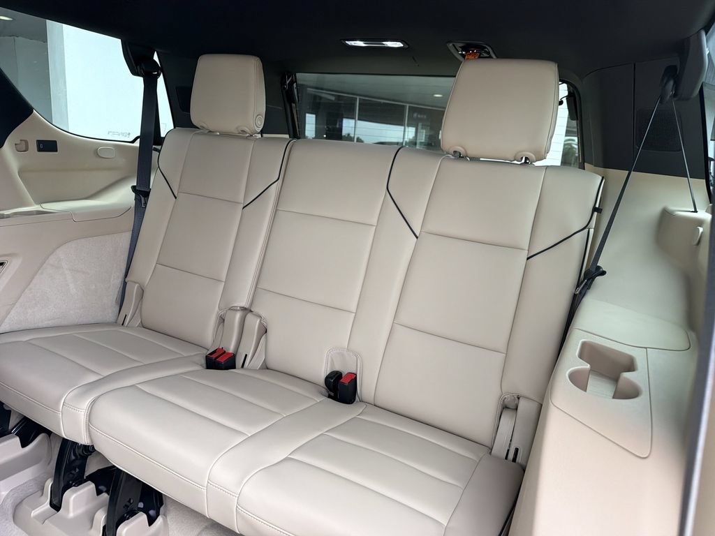 Certified 2023 Cadillac Escalade Premium Luxury RWD image 19