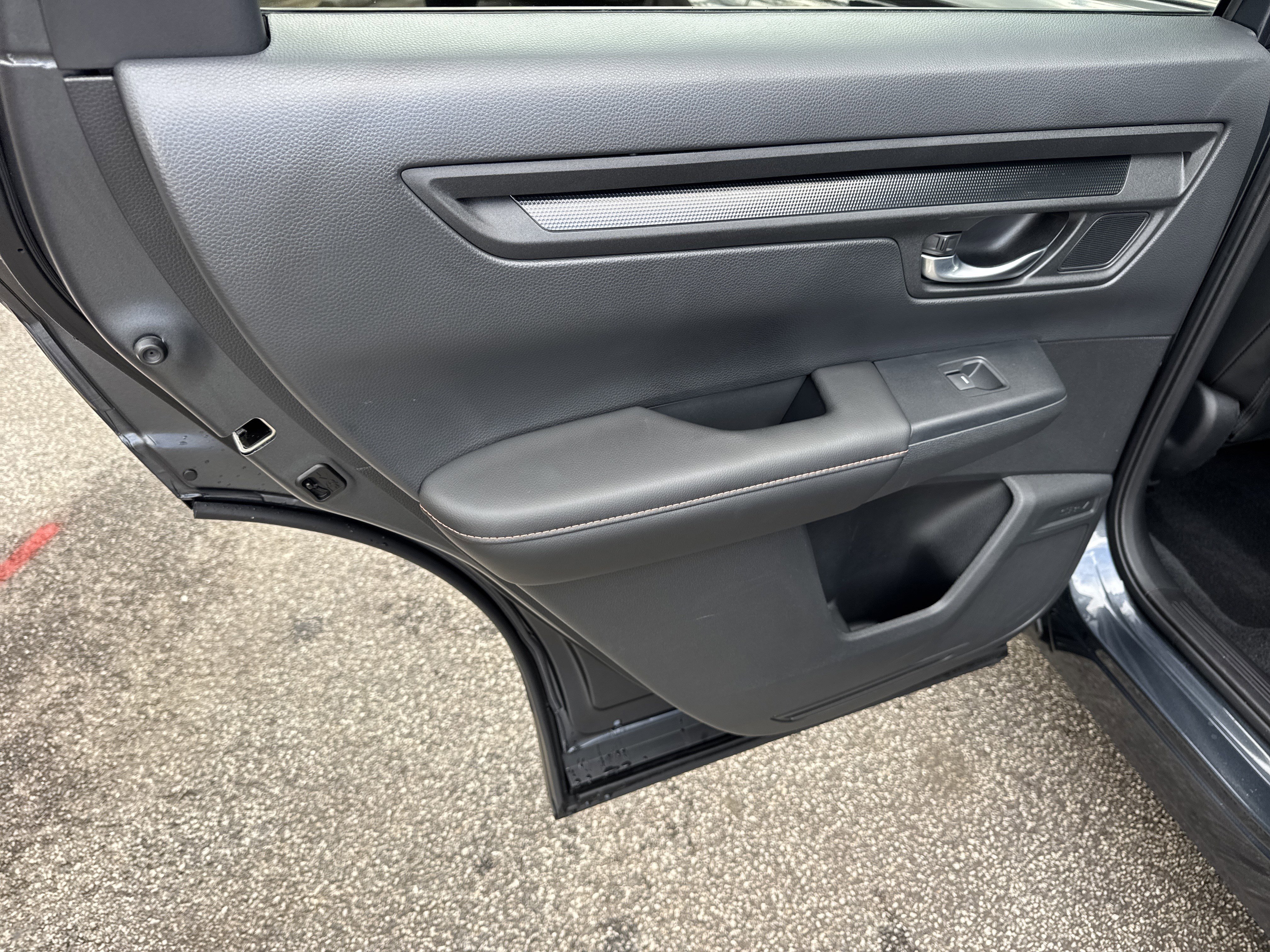 Used 2025 Honda CR-V Sport-L image 21