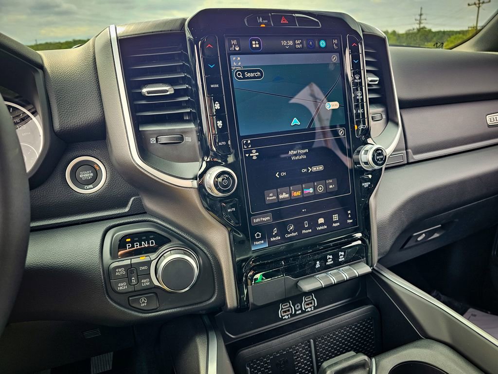 New 2026 RAM 1500 4x4 Crew Cab image 24