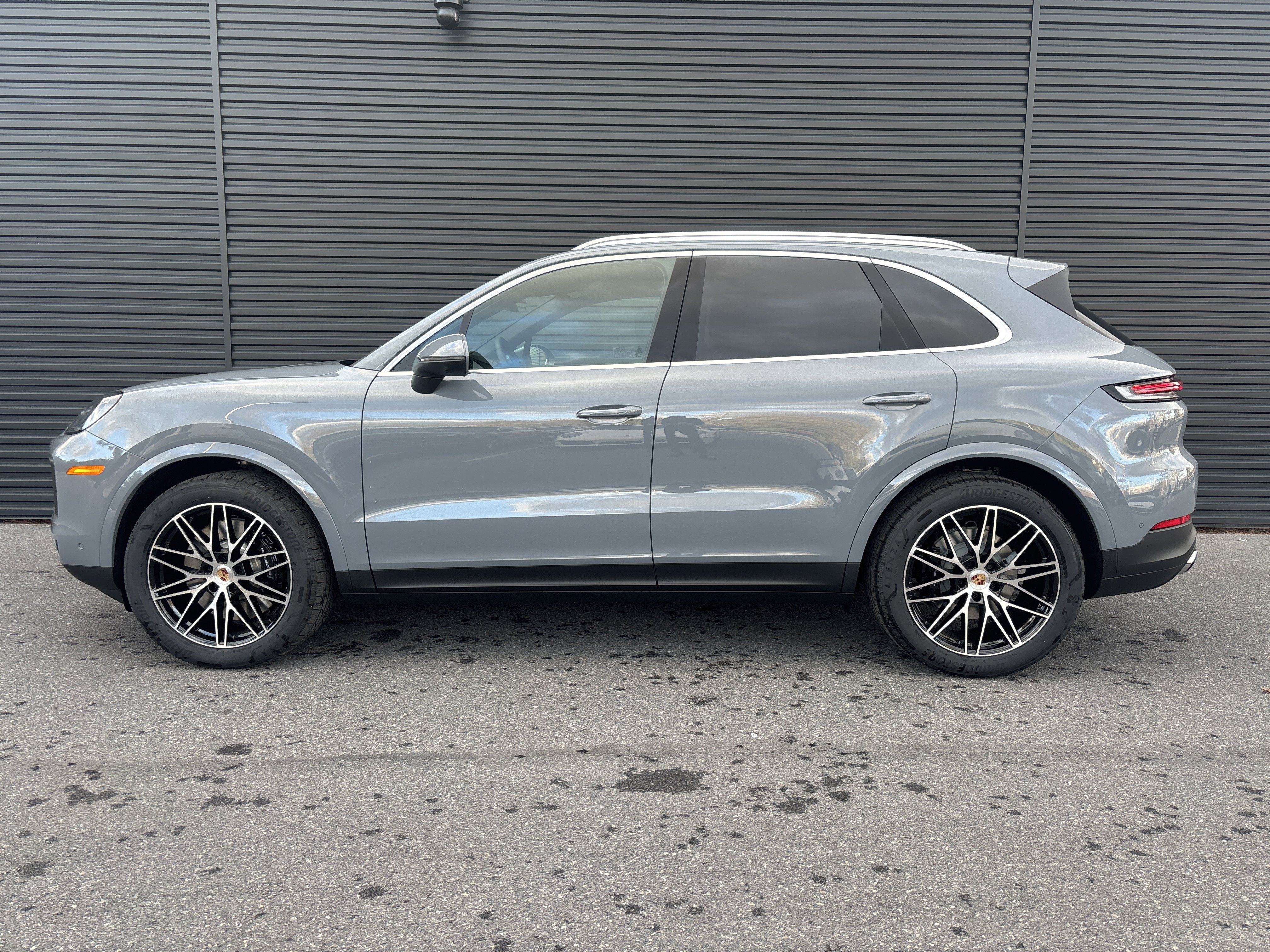 New 2026 Porsche Cayenne S image 23