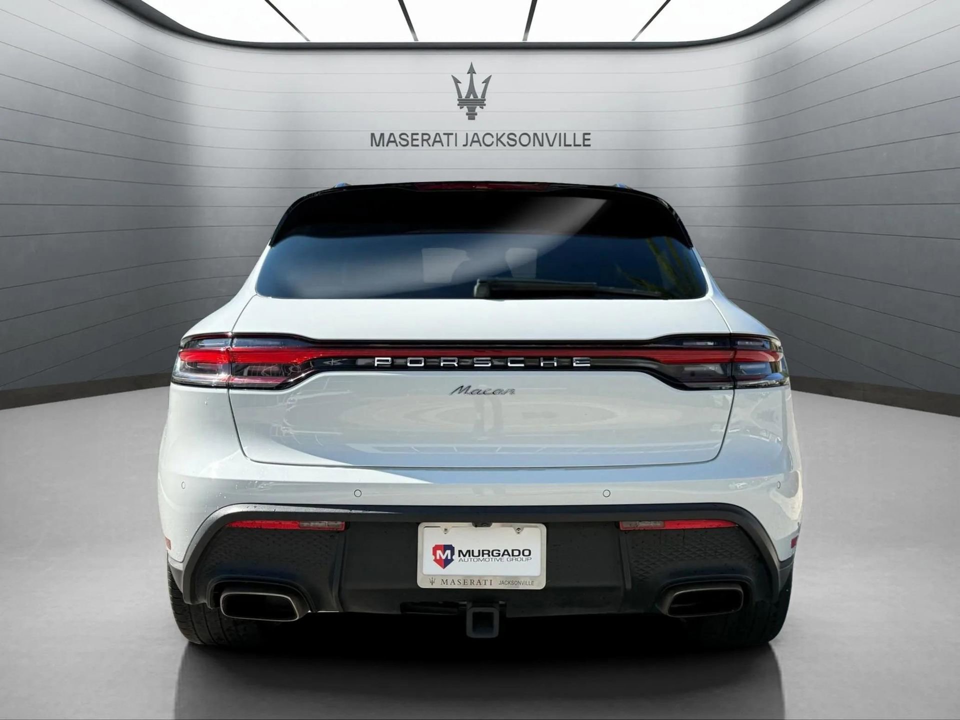 Used 2024 Porsche Macan image 11