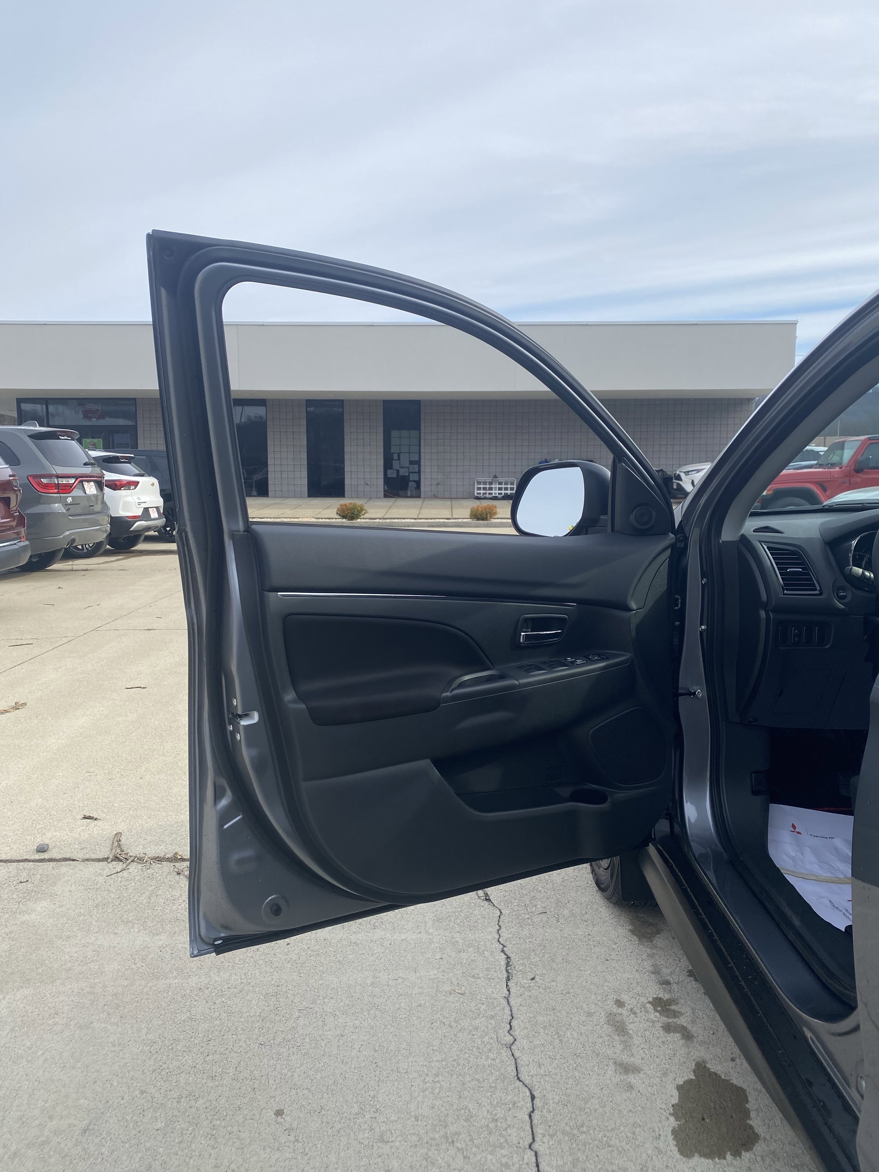 New 2026 Mitsubishi Outlander Sport AWD image 3