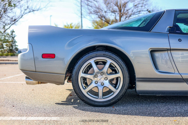 Used 1999 Acura NSX T image 10