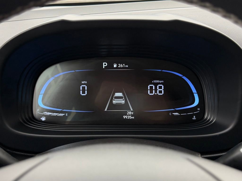 Used 2024 Hyundai Venue Limited image 12