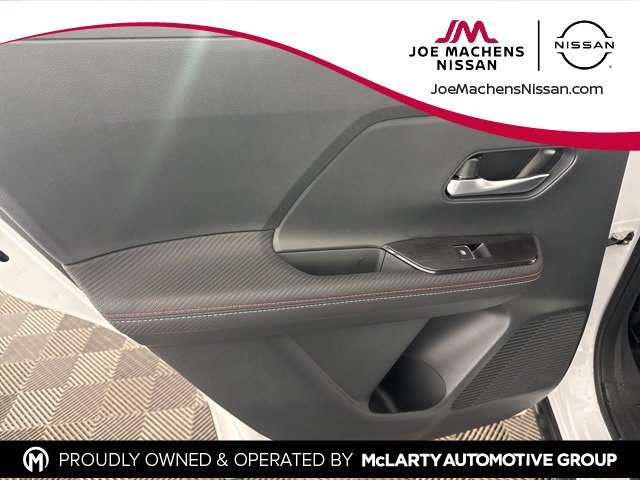 Certified 2025 Nissan Kicks SR image 19