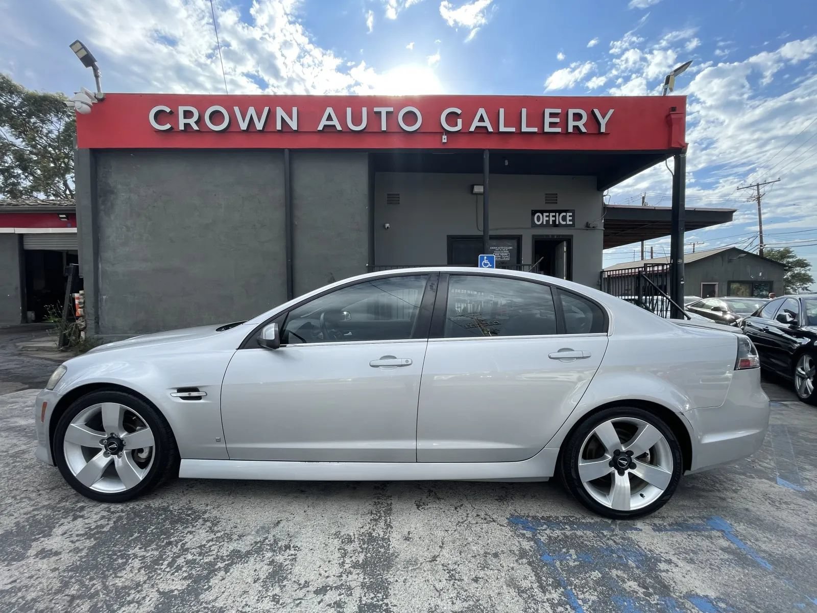 Used 2009 Pontiac G8 GT w/ Premium Package RWD image 6