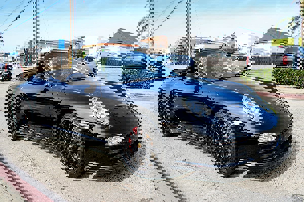 Used 2011 Porsche 911 Carrera 4S image 8