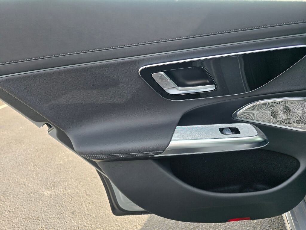 New 2026 Mercedes-Benz E 350 4MATIC Sedan image 19