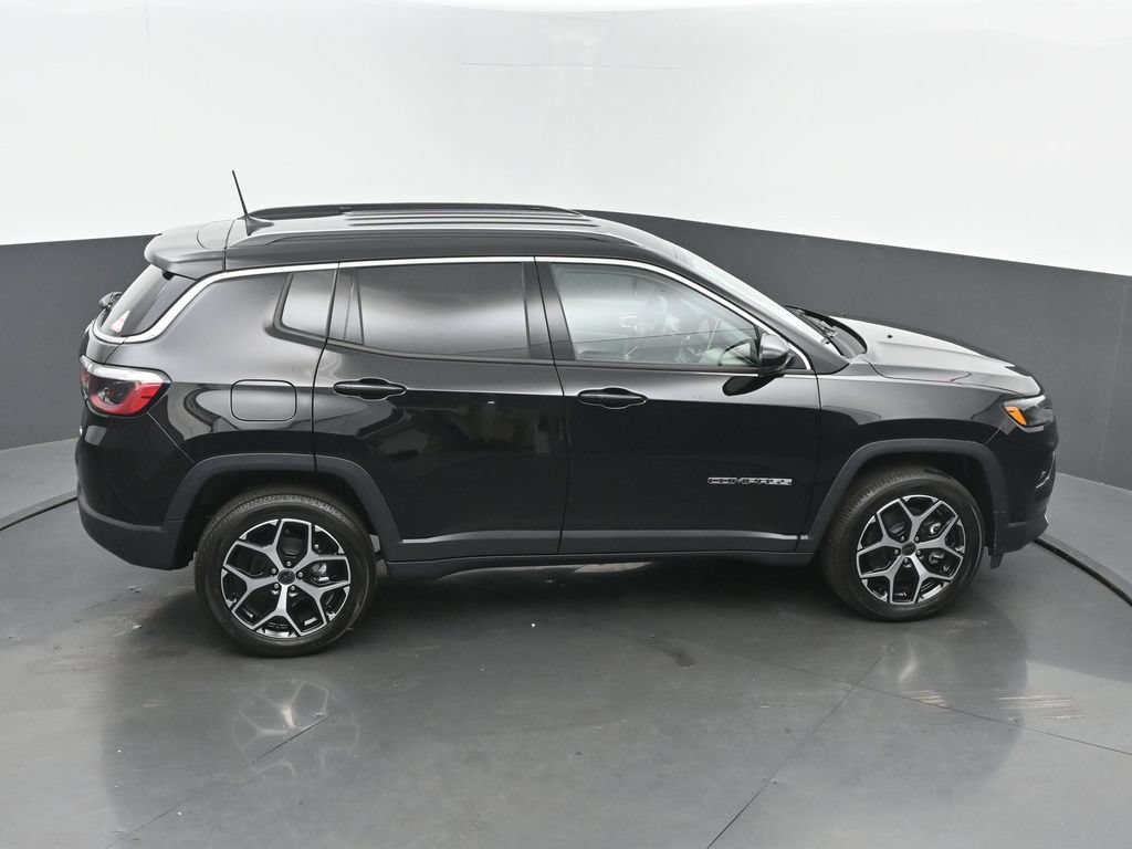 New 2026 Jeep Compass Limited AWD/4WD image 41