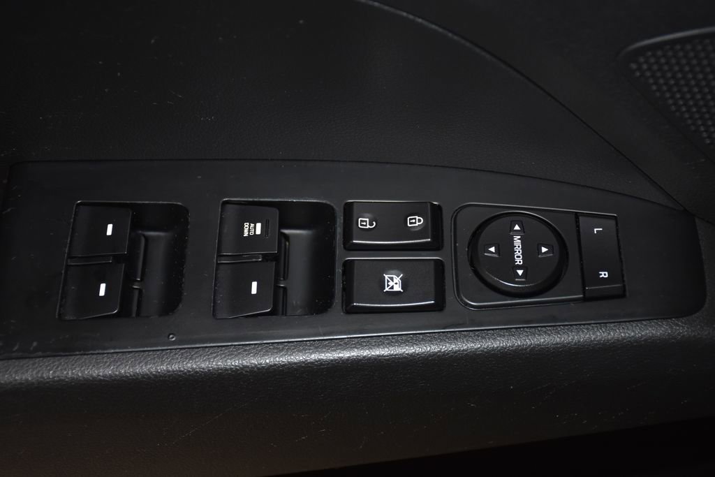 Used 2018 Hyundai Elantra SE w/ Cargo Package image 21