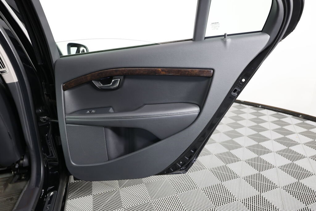 Used 2016 Volvo S80 T5 Platinum image 21