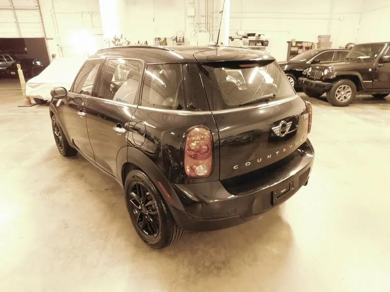 Used 2015 MINI Cooper Countryman w/ Premium Package FWD image 4