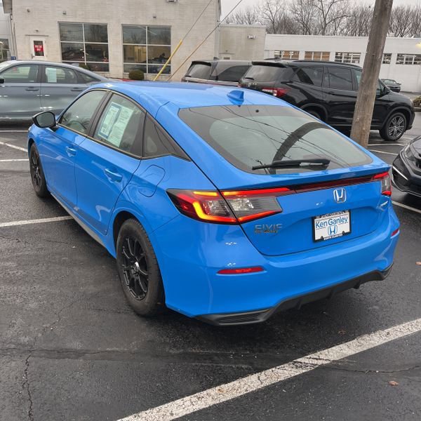 Used 2022 Honda Civic Sport image 9