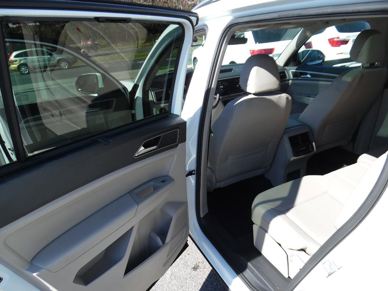 Used 2019 Volkswagen Atlas SEL image 20