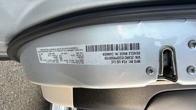 Used 2023 Chrysler Voyager LX FWD image 30