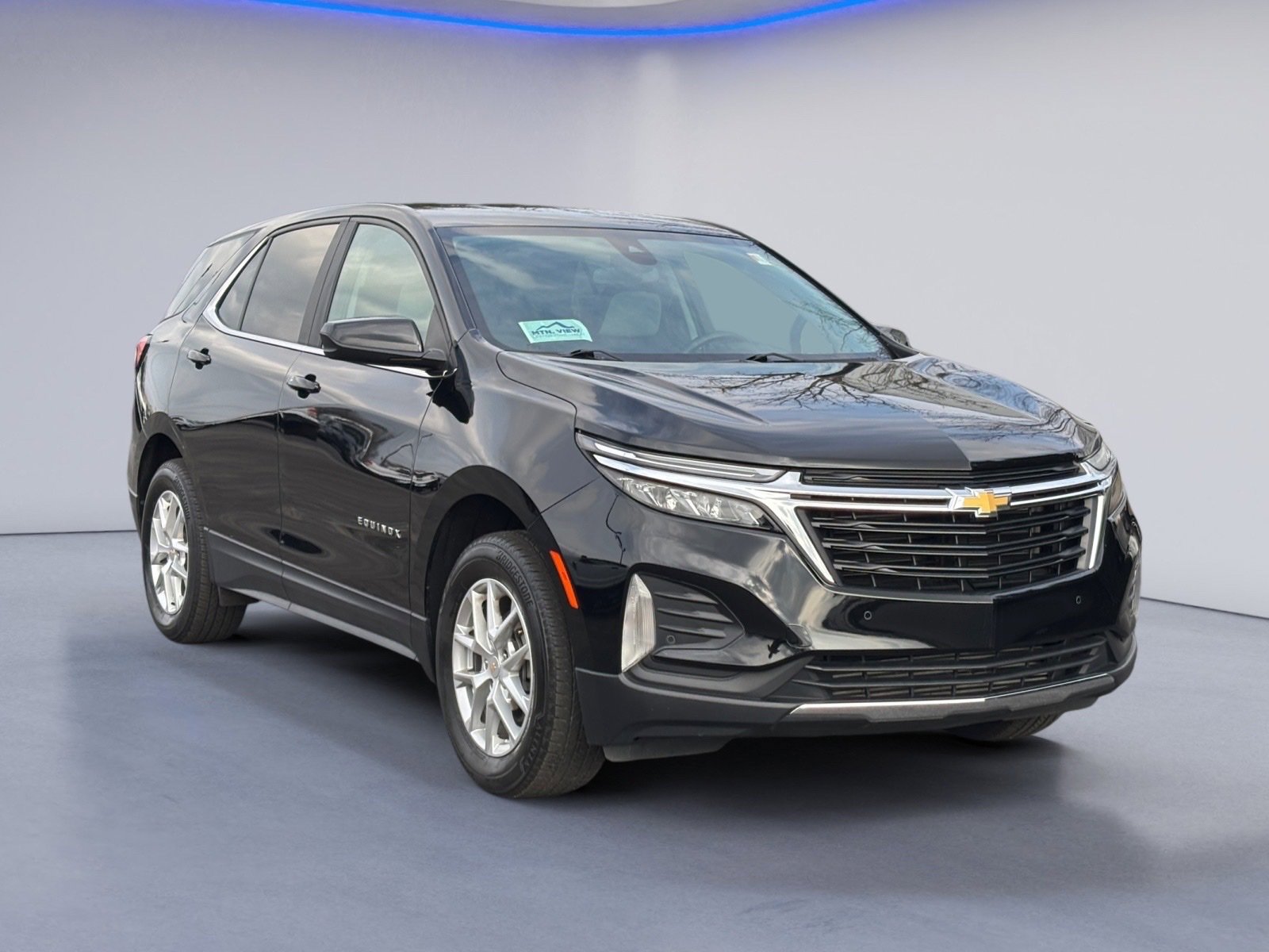 Used 2023 Chevrolet Equinox LT w/ Driver Convenience Package image 9