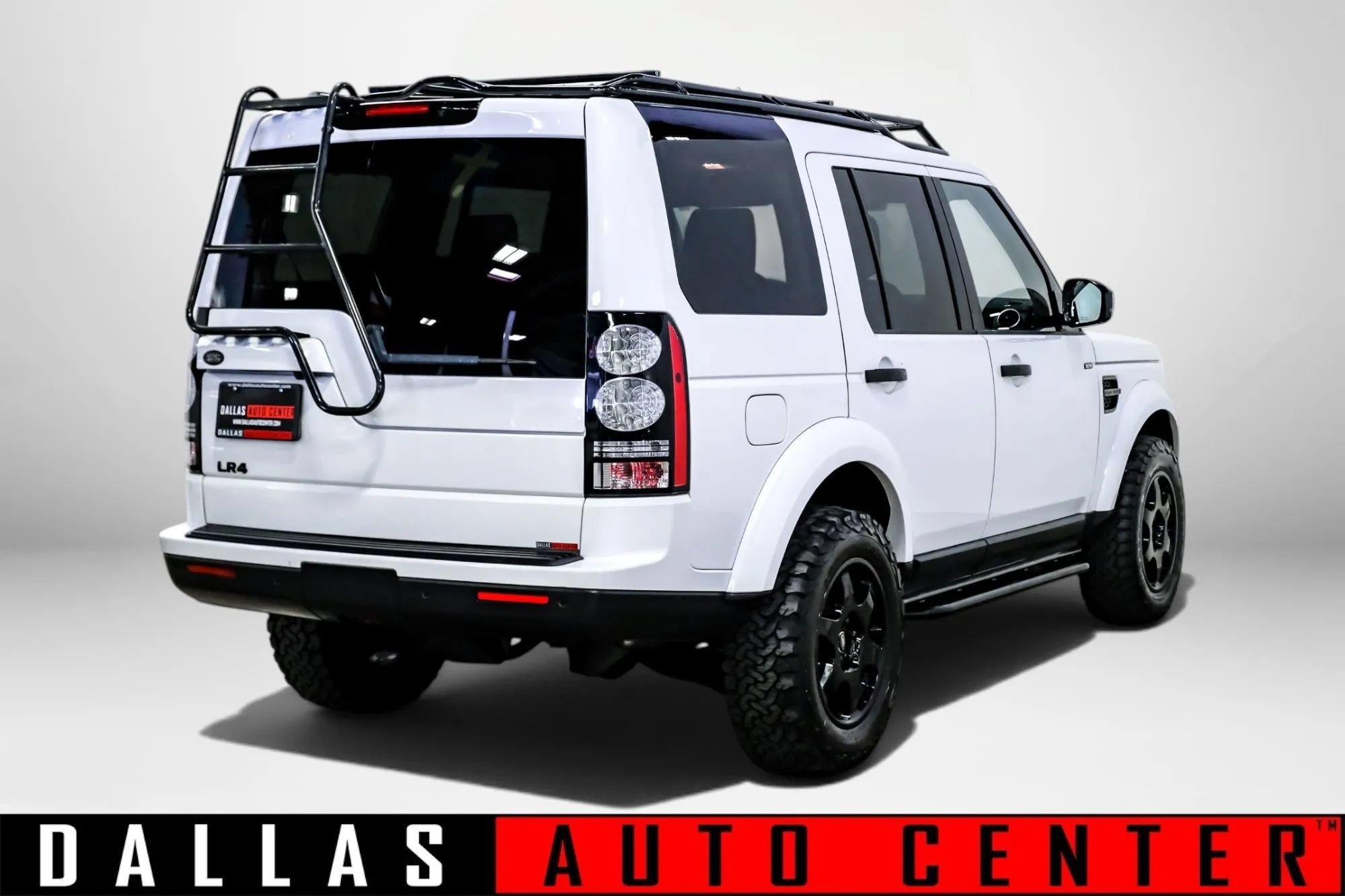 Used 2014 Land Rover LR4 HSE AWD/4WD image 4