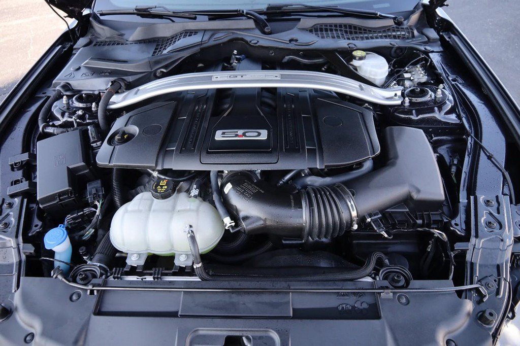 Used 2022 Ford Mustang GT Premium w/ Equipment Group 401A RWD image 23
