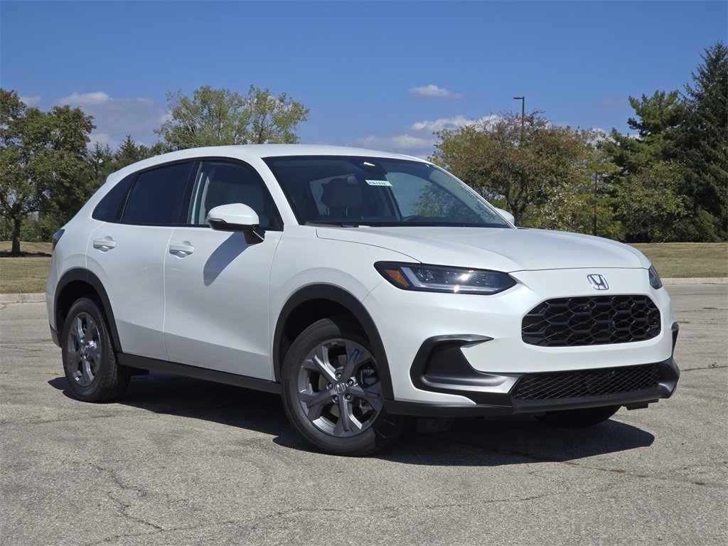New 2026 Honda HR-V LX image 2