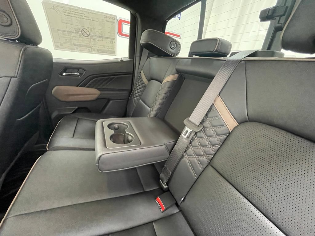 New 2026 GMC Canyon Denali AWD/4WD image 13