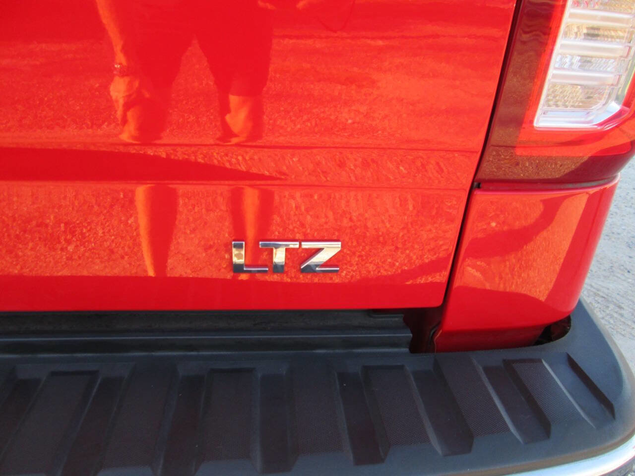 Used 2018 Chevrolet Silverado 1500 LTZ w/ Texas Edition image 20