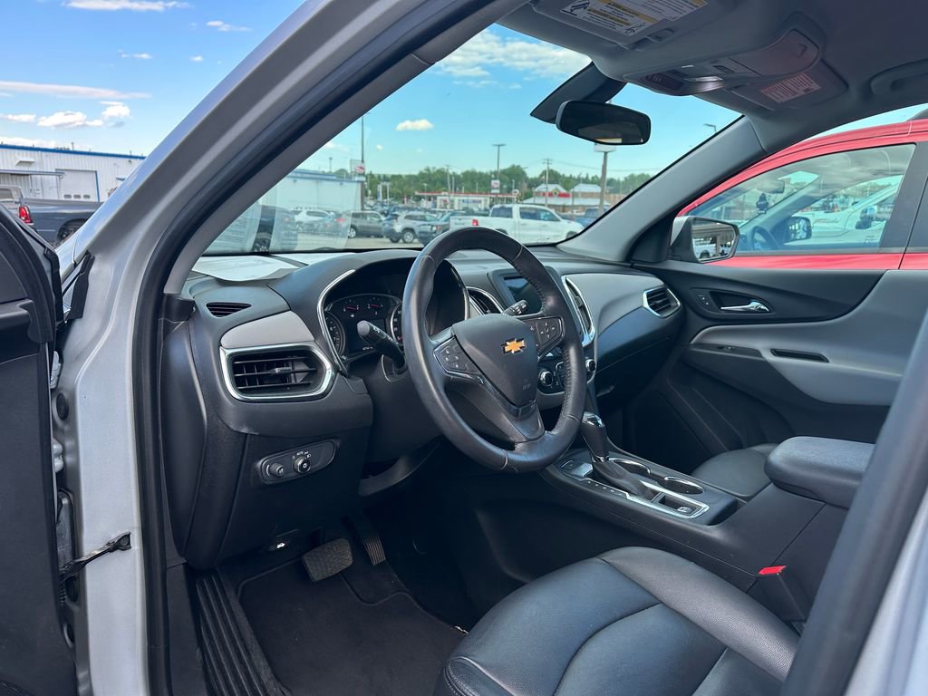 Used 2019 Chevrolet Equinox LT AWD/4WD image 5