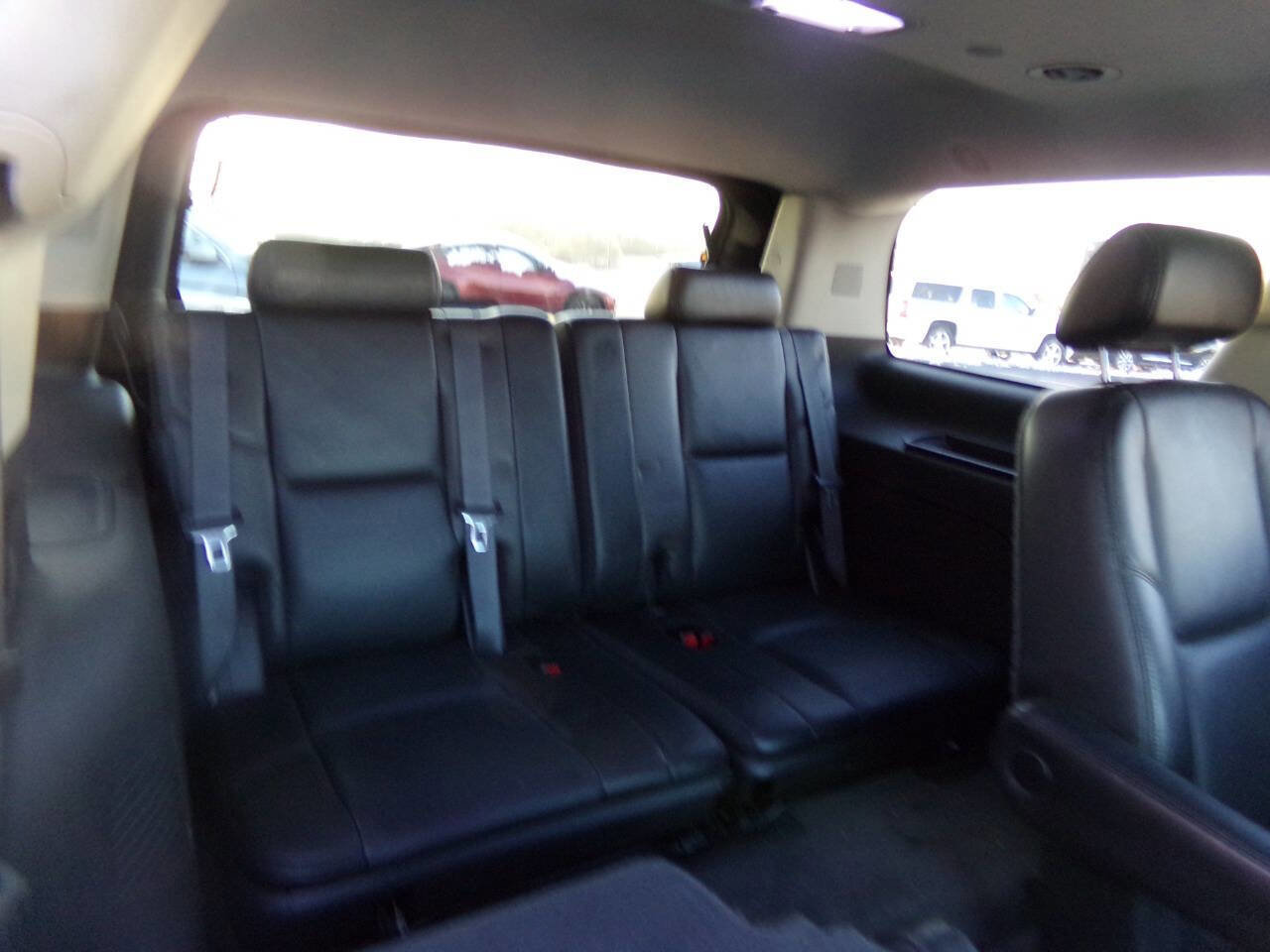 Used 2007 Cadillac Escalade AWD image 26