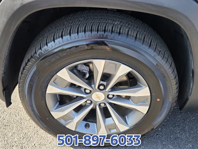 Used 2025 Chevrolet Equinox LT FWD image 16
