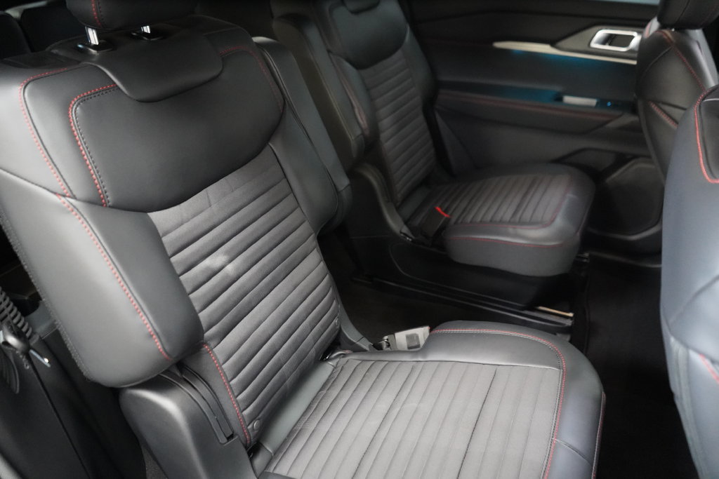New 2027 Ford Explorer ST-Line w/ Premium Package AWD/4WD image 26