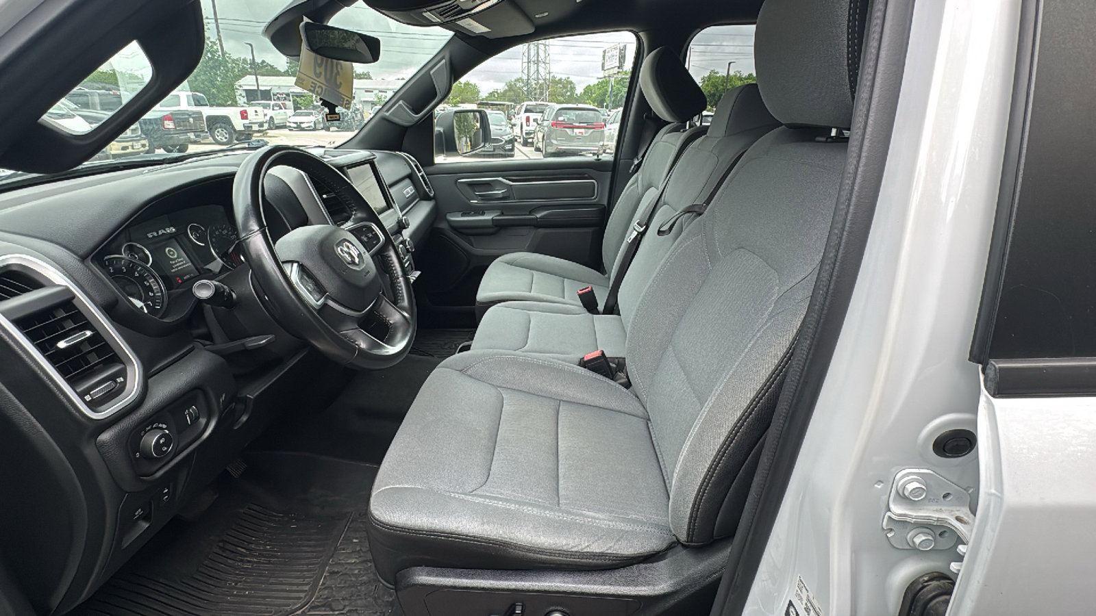 Used 2021 RAM 1500 Lone Star image 14
