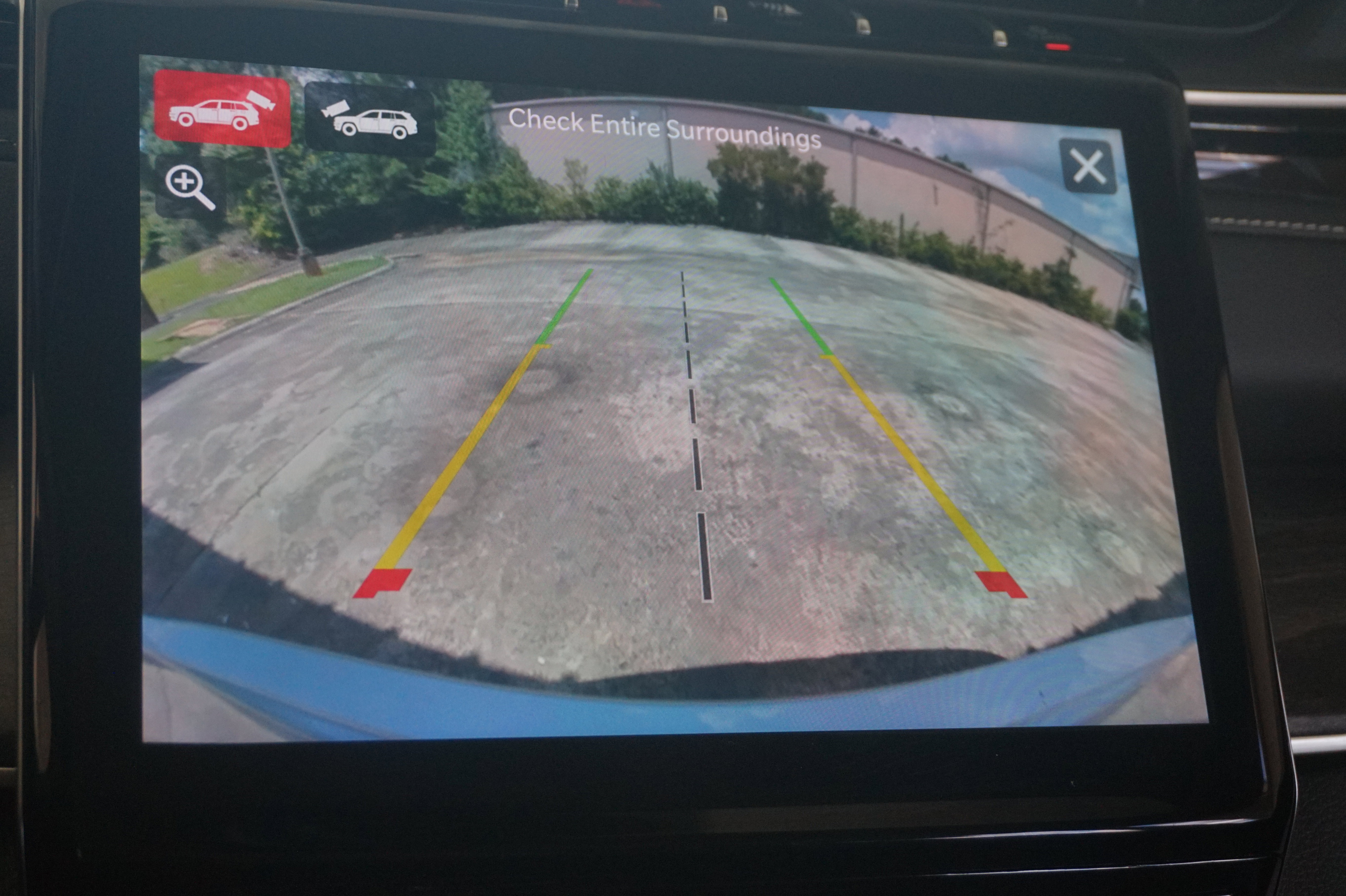 Used 2023 Jeep Grand Cherokee 4WD 4xe w/ Luxury Tech Group II image 32