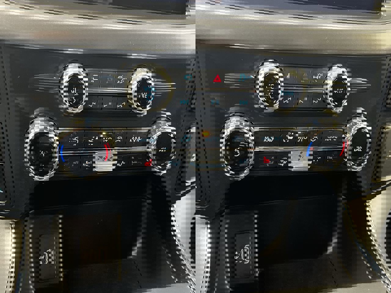 New 2025 Ford F150 XLT w/ Equipment Group 302A MID image 20