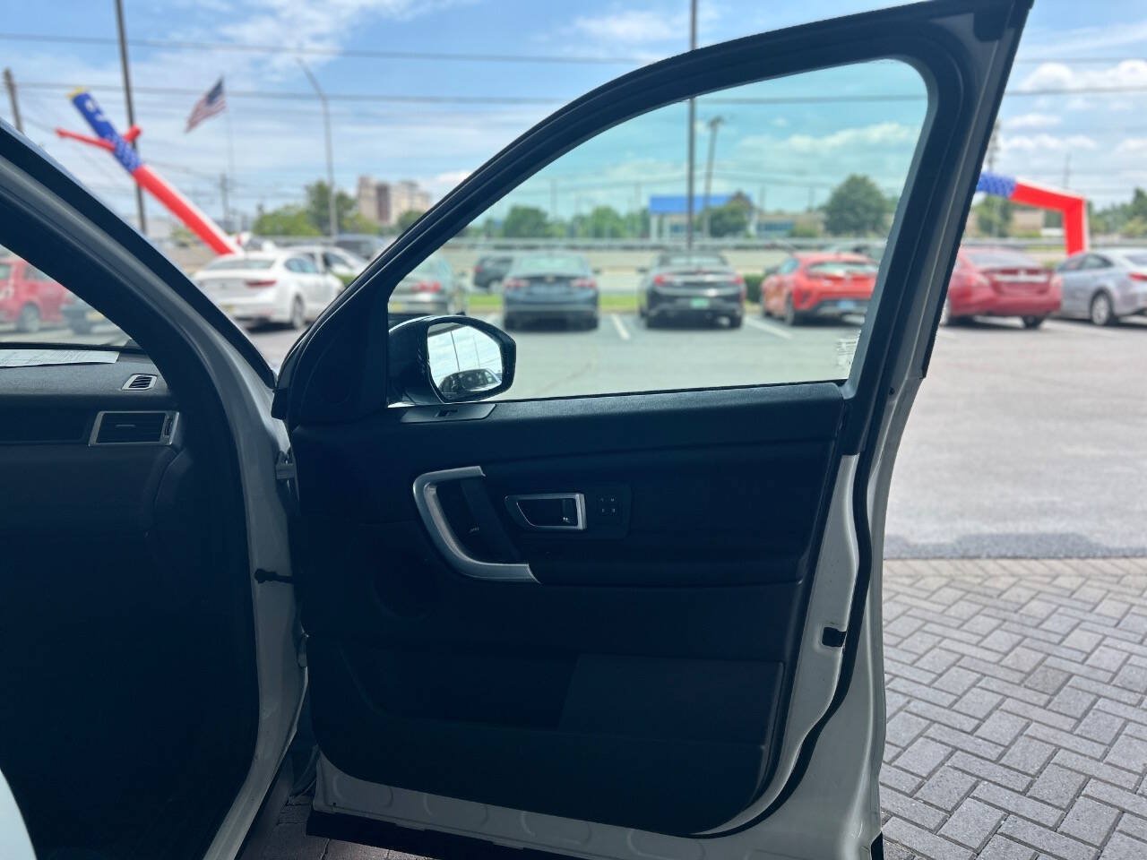 Used 2017 Land Rover Discovery Sport HSE AWD/4WD image 54