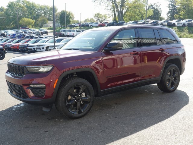 New 2025 Jeep Grand Cherokee Limited image 7